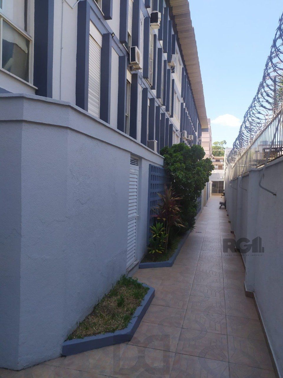 Apartamento à venda com 2 quartos, 63m² — foto 2