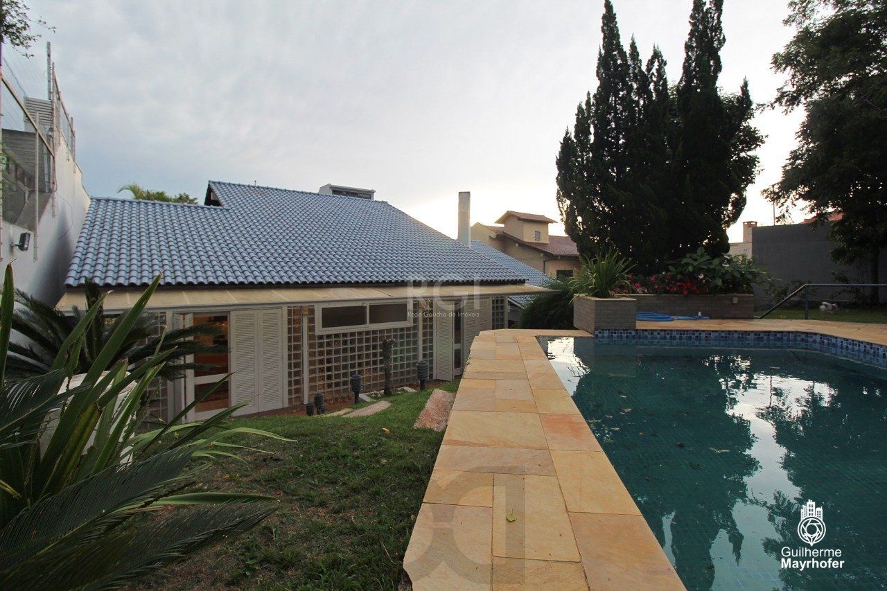 Casa para Venda - 650m², 4 dormitórios, sendo 3 suites, 4 vagas - Chácara das Pedras — foto 35