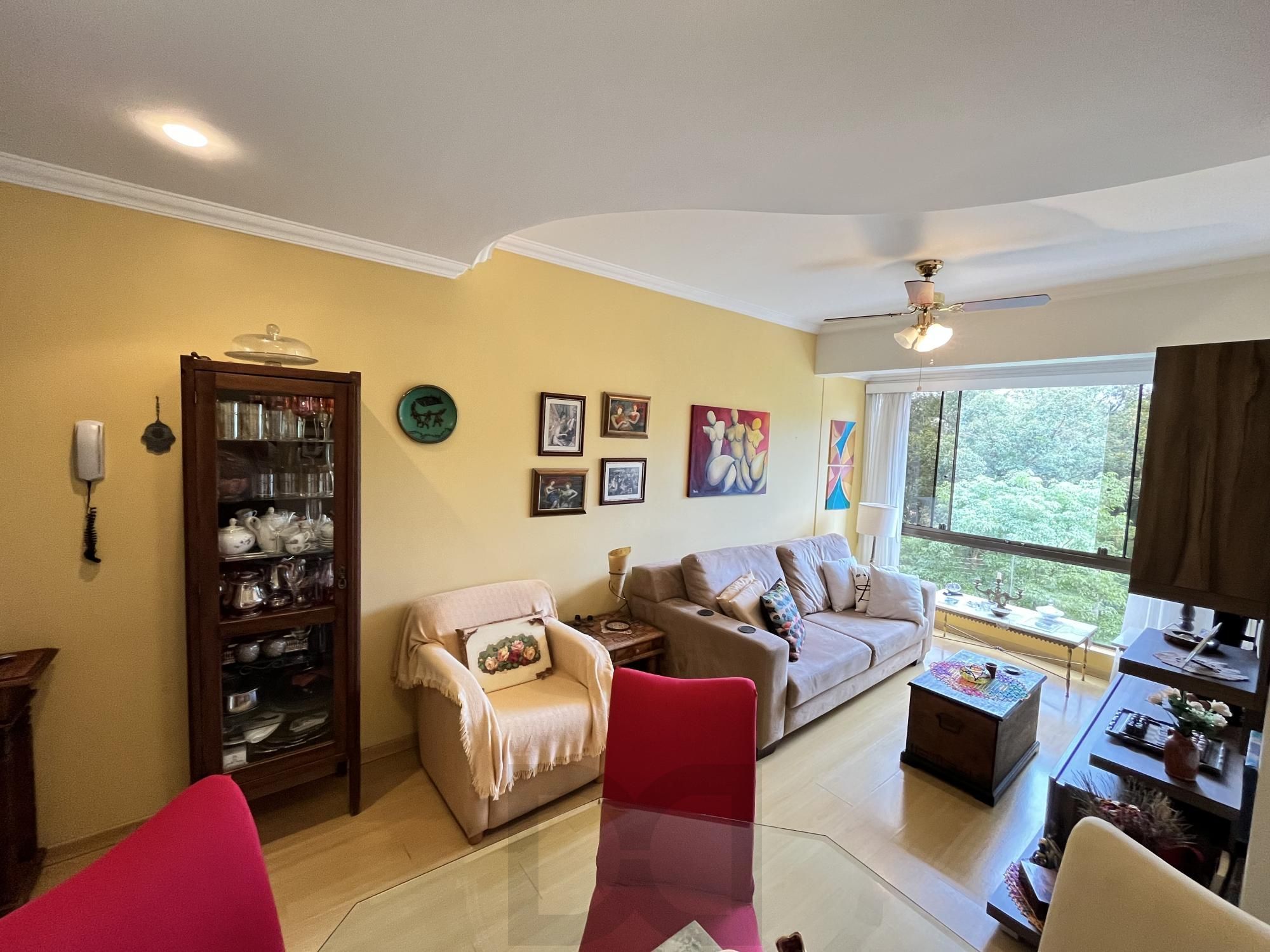 Apartamento de 2 quartos e 1 vaga de garagem no bairro Jardim Carvalho em POA/RS — foto 4