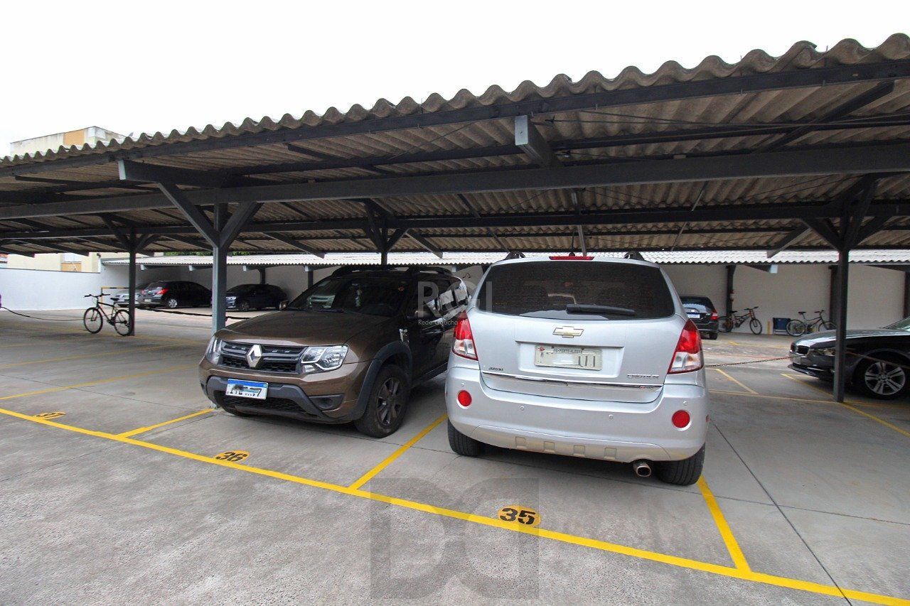 Apartamento de três dormitórios, suíte e uma vaga de garagem no bairro Santana — foto 32