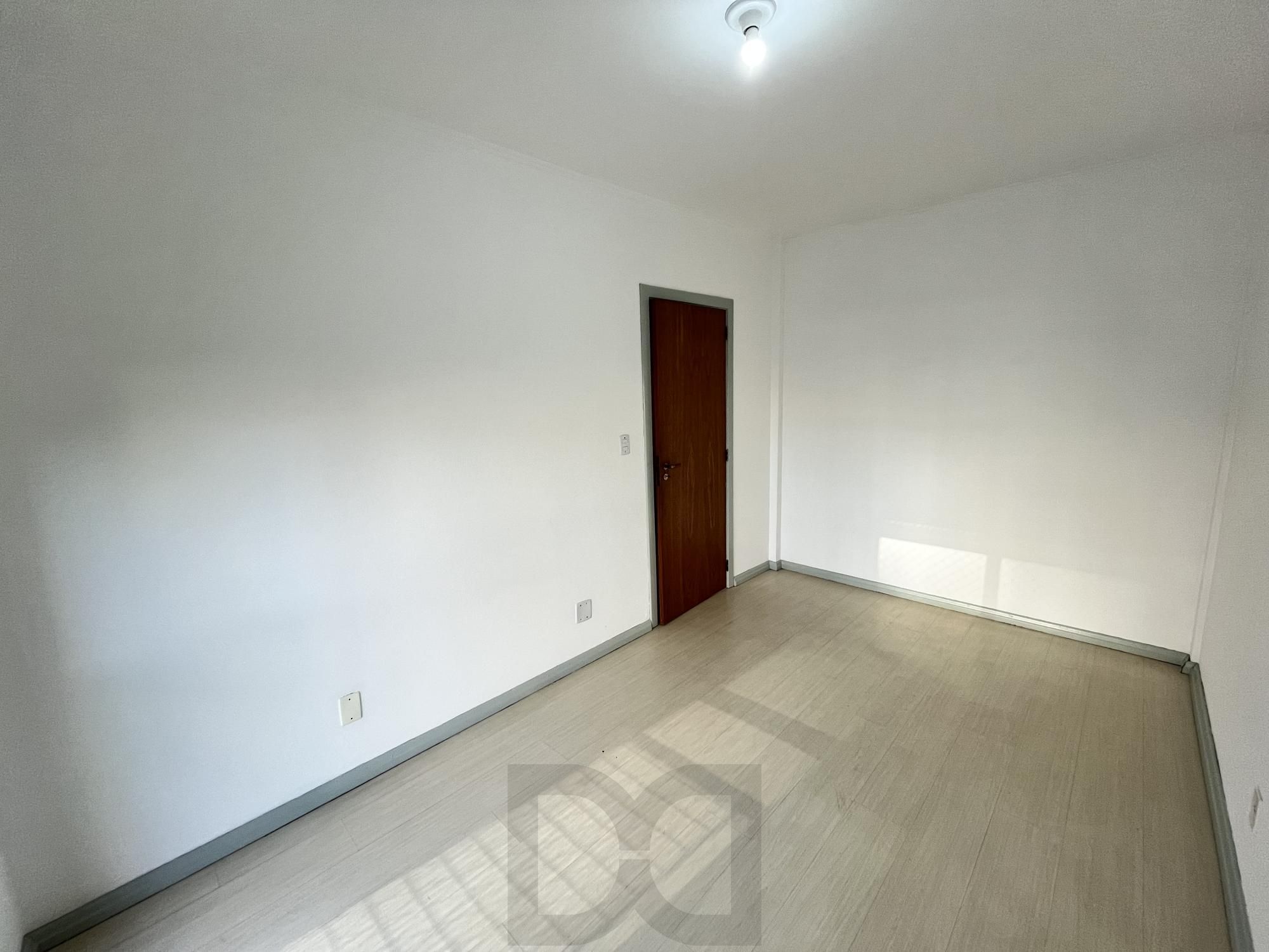 Apartamento de 1 quarto, 2 sacadas e 1 vaga de garagem no bairro Farroupilha POA — foto 6