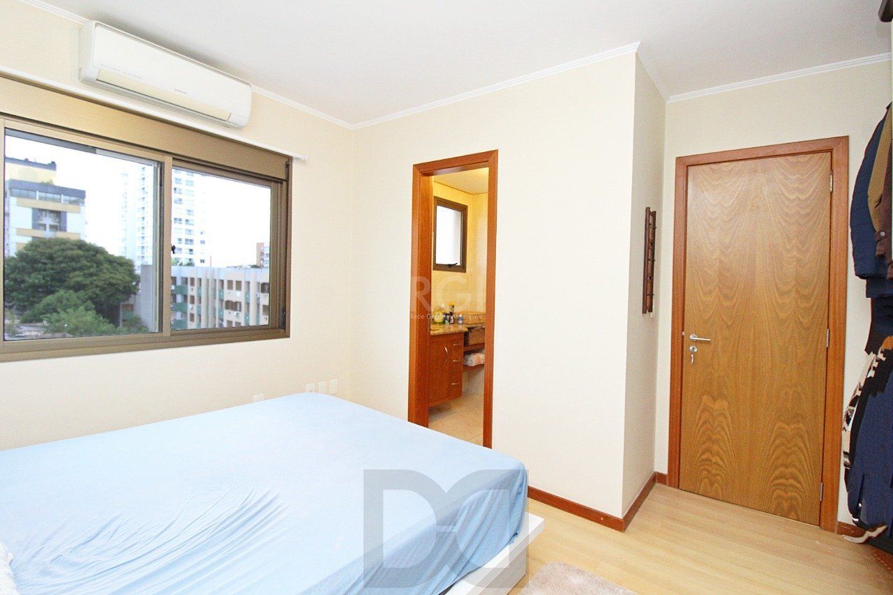 Apartamento de três dormitórios, suíte e uma vaga de garagem no bairro Santana — foto 5