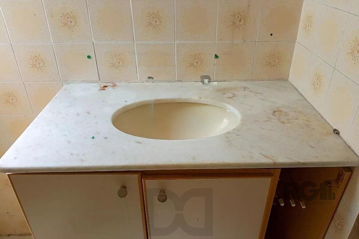 Apartamento amplo com dois dormitórios no bairro Rio Branco em Porto Alegre. — foto 5