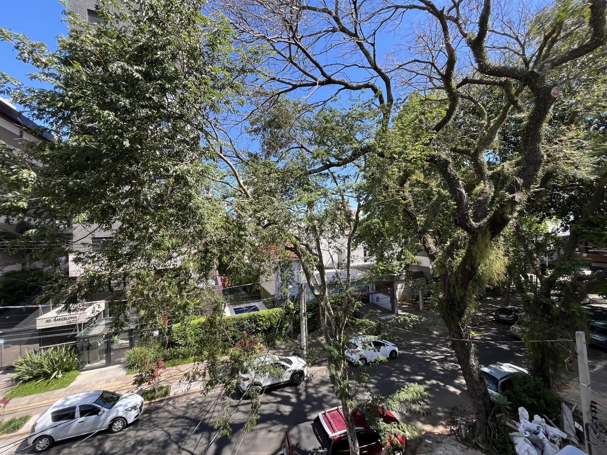 Apartamento de 3 quartos e 2 vagas de garagem no bairro Petrópolis em POA — foto 13