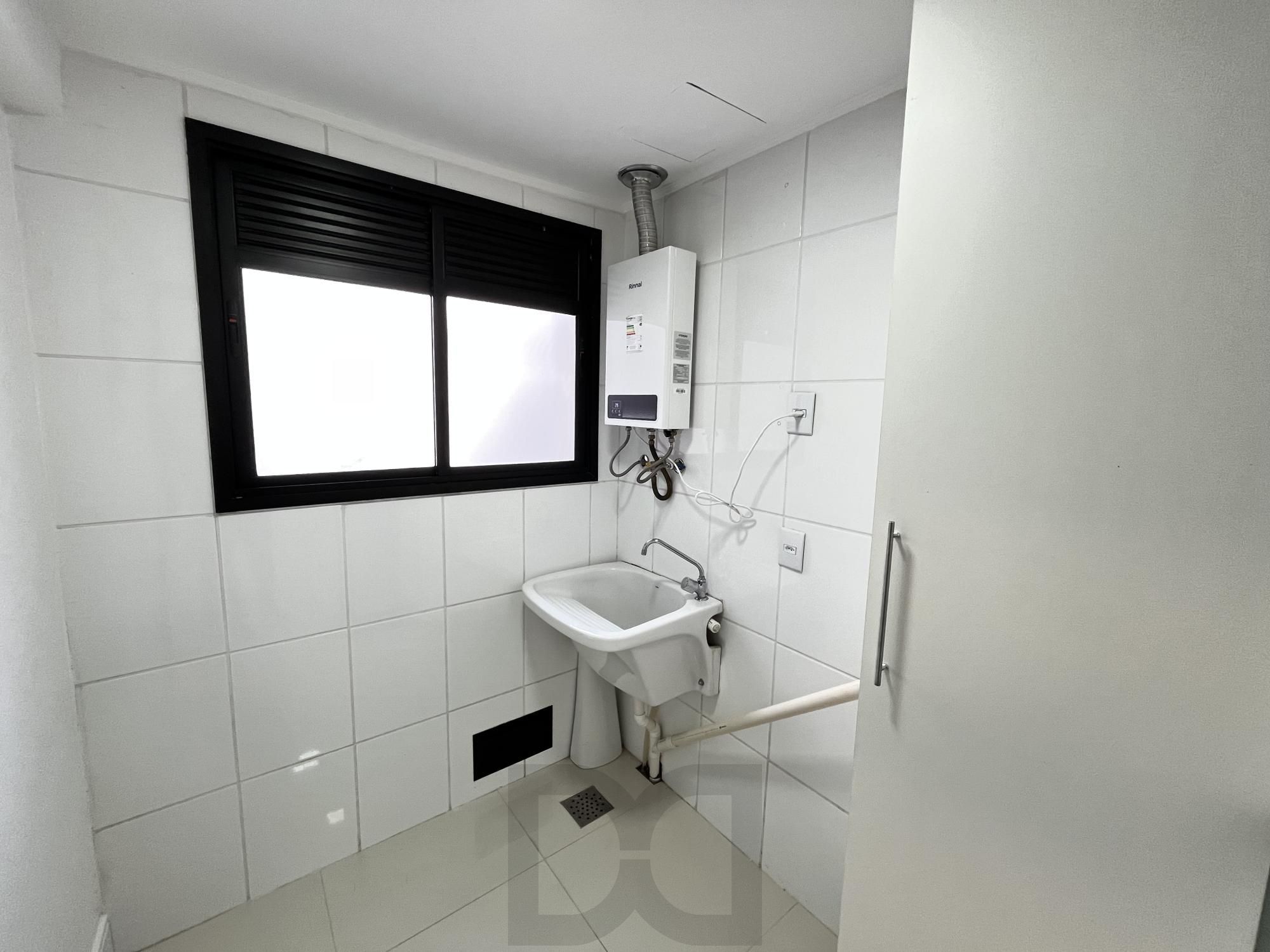 Apartamento de 2 quartos, suite e com uma vaga de garagem — foto 13