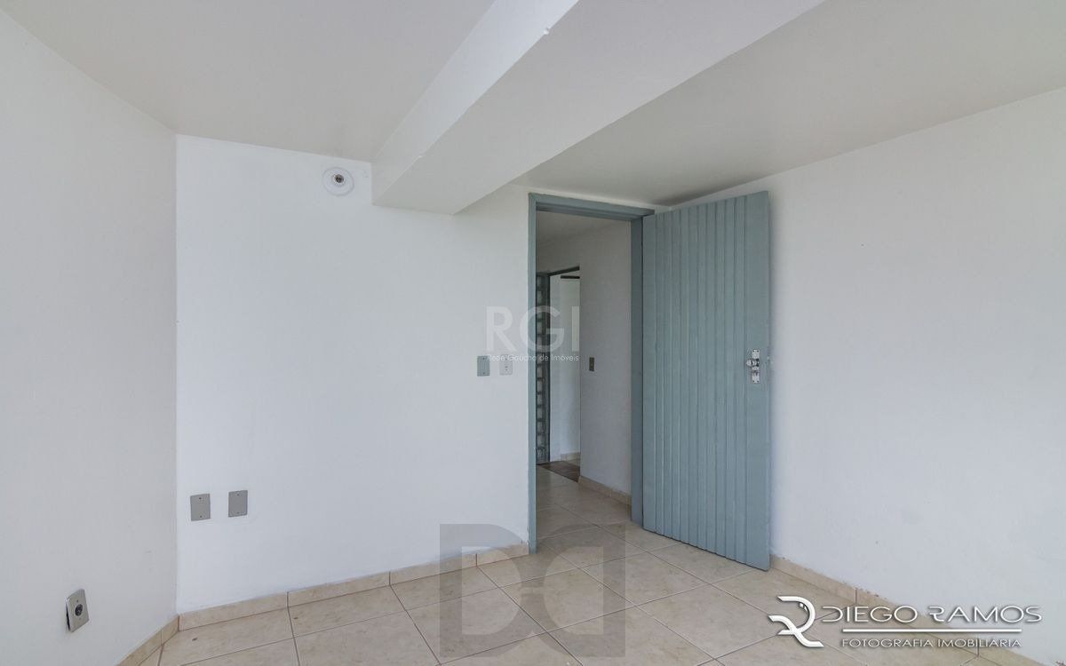 Venda de casa residencial 25,00m x 80,00m- Menino Deus. 4 vagas, 4 dormitórios, sendo 1 suíte, 1 varanda, lareira e churrasqueira. — foto 21