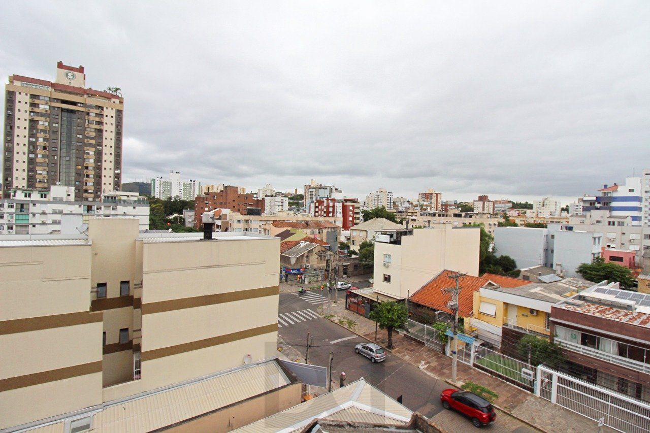 Apartamento de três dormitórios, suíte e uma vaga de garagem no bairro Santana — foto 14