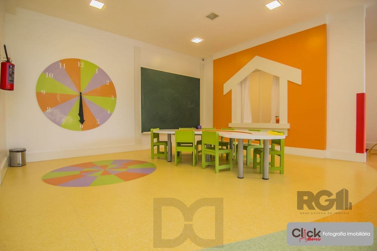 Apartamento 3 dormitórios, suíte, 2 vagas. Andar alto, vista para infraestrutura do condomínio. Semi-mobiliado. — foto 26