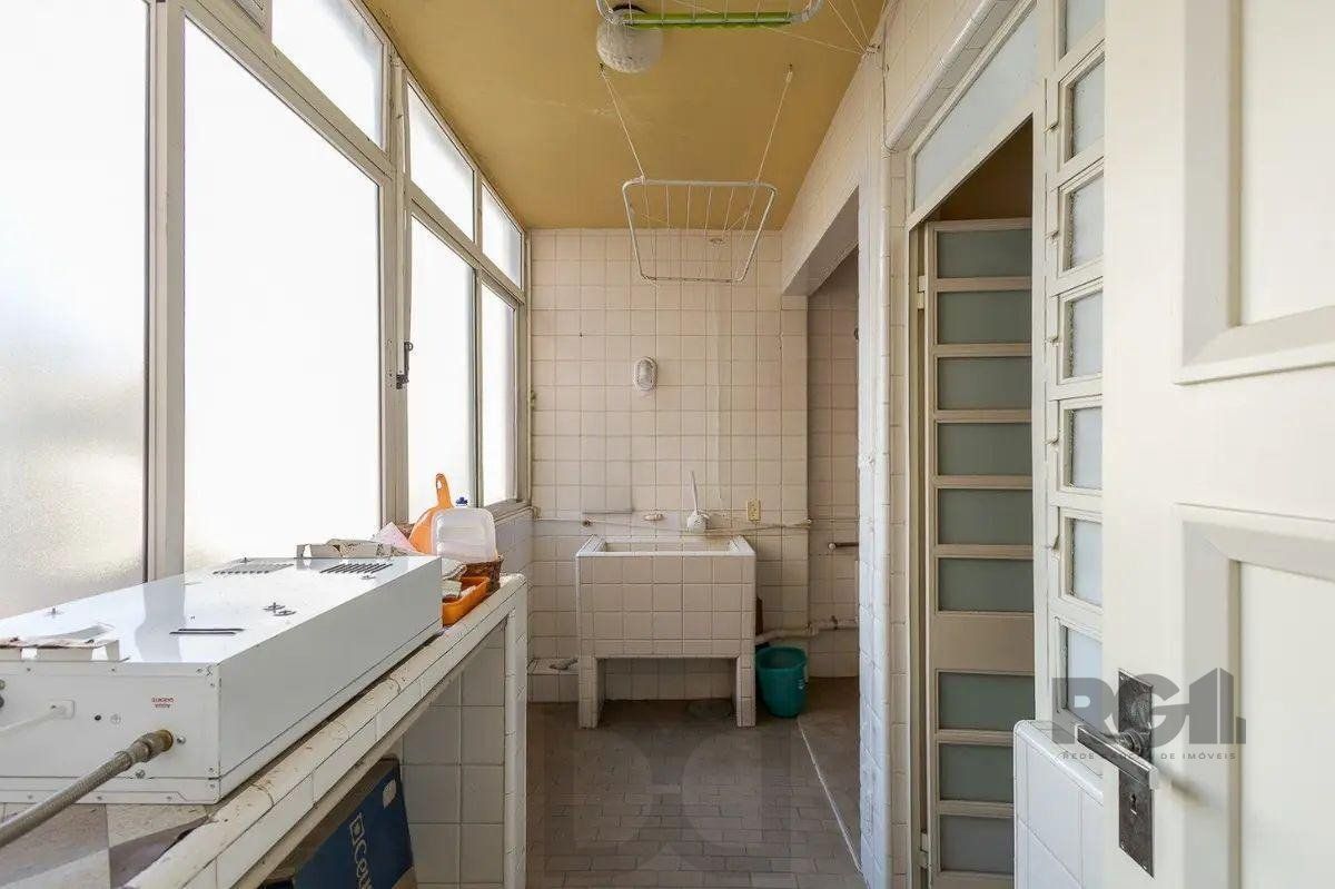 Apartamento 4 dormitorios vaga e elevador Centro Histórico Porto Alegre — foto 41