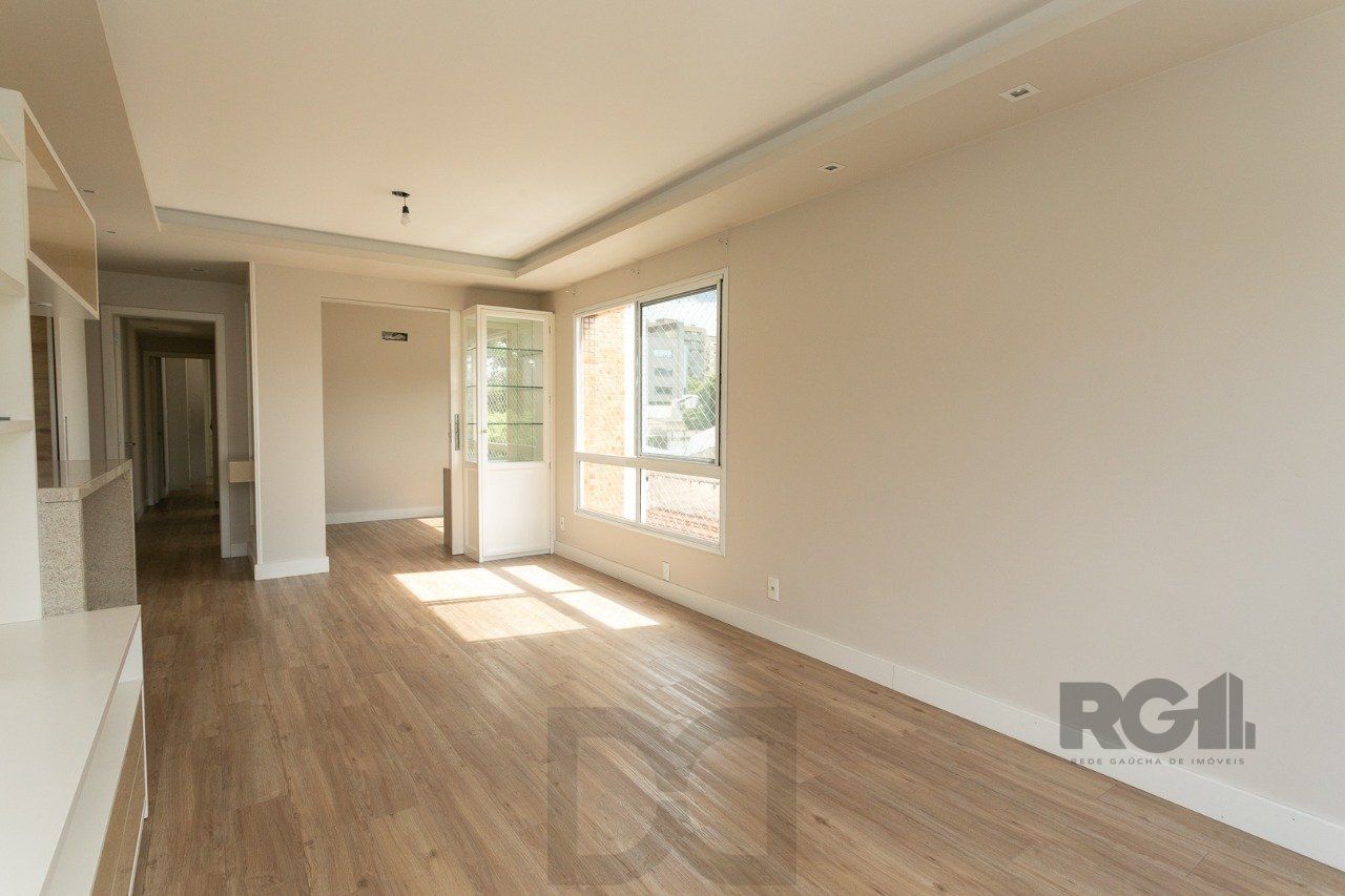 Apartamento semimobiliado e decorado no bairro Auxiliadora, com 91 m² — foto 9