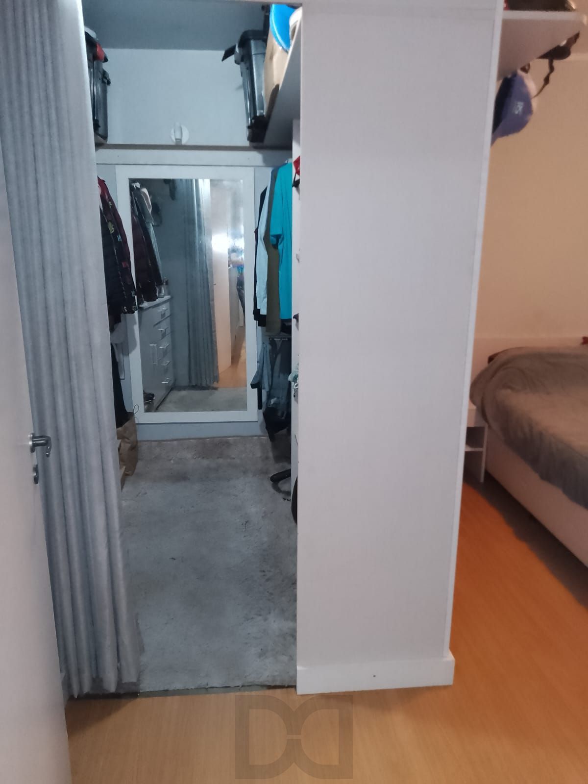 Apartamento de 2 quartos, suíte e 1 vaga de garagem no bairro Santana em POA/RS — foto 11