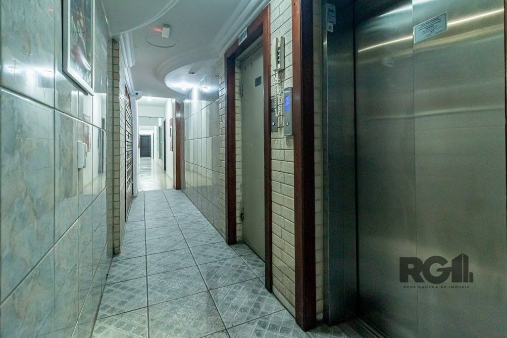 Apartamento no Centro de 2 dormitórios reformado — foto 5