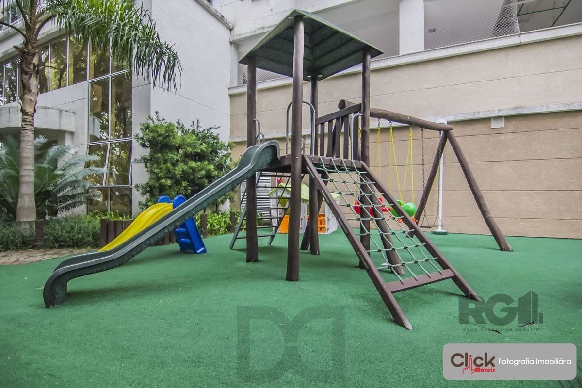 Apartamento 3 dormitórios, suíte, 2 vagas. Andar alto, vista para infraestrutura do condomínio. Semi-mobiliado. — foto 56