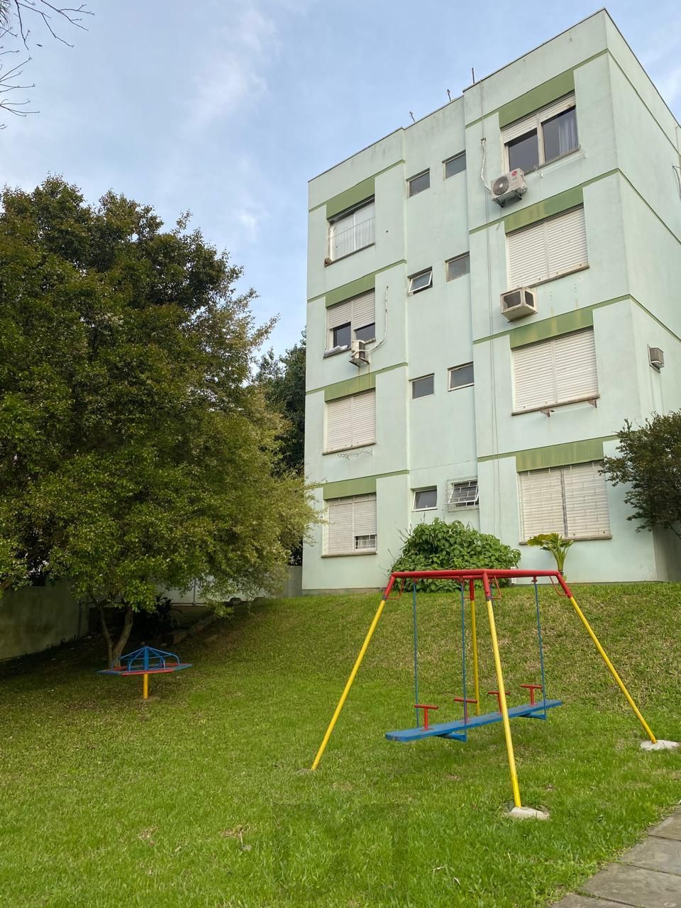 Apartamento de 1 quarto e 1 vaga de garagem escriturada no bairro Camaquã POA — foto 1