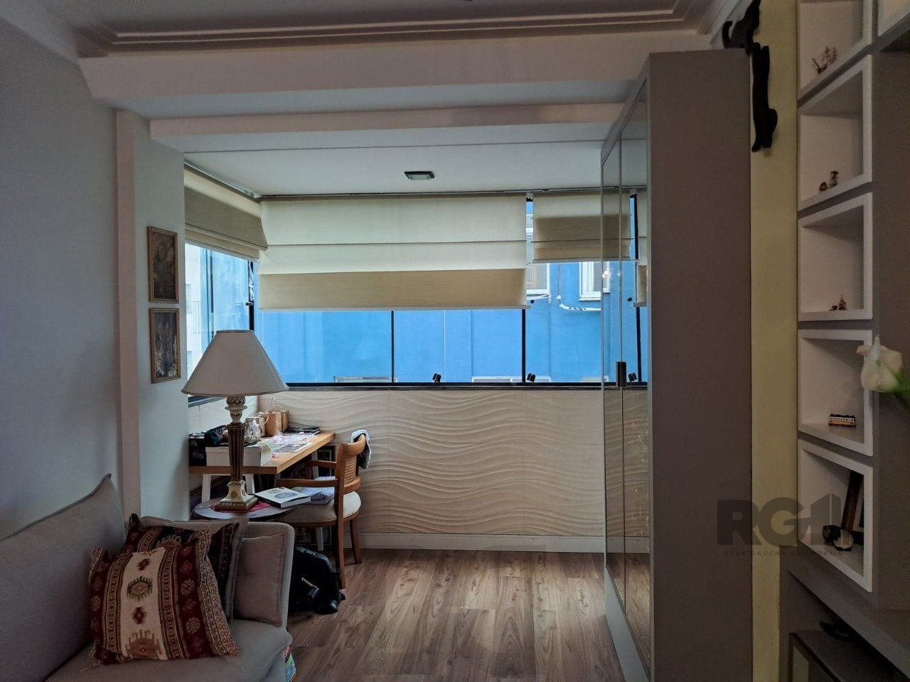 Apartamento de dois quartos, suíte e uma vaga de garagem no bairro Santana em Porto Alegre. — foto 27