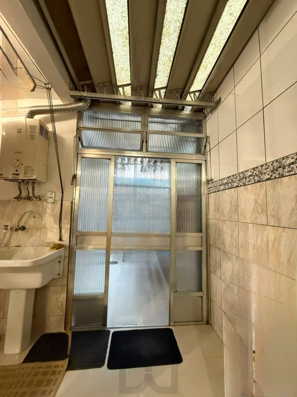 Apartamento térreo no bairro Menino Deus em Porto Alegre — foto 14