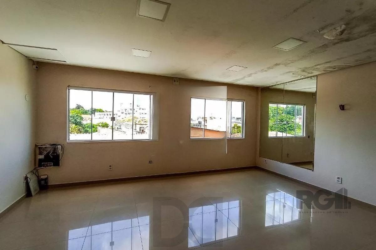 Apartamento amplo com dois dormitórios no bairro Rio Branco em Porto Alegre. — foto 18