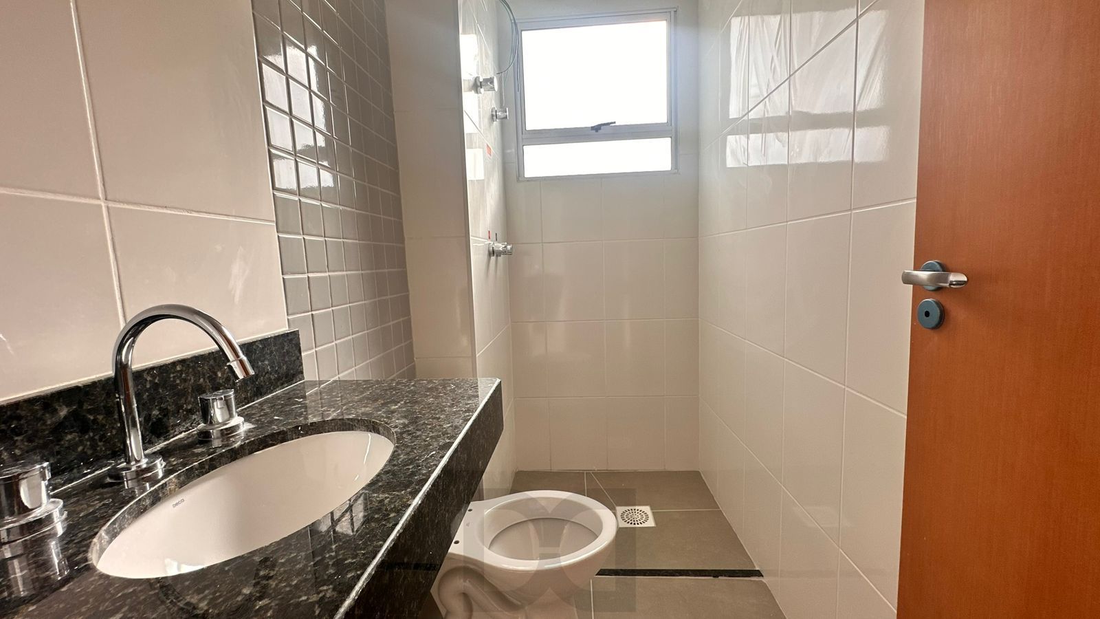 Apartamento Novo de dois dormitorios e duas vagas — foto 16