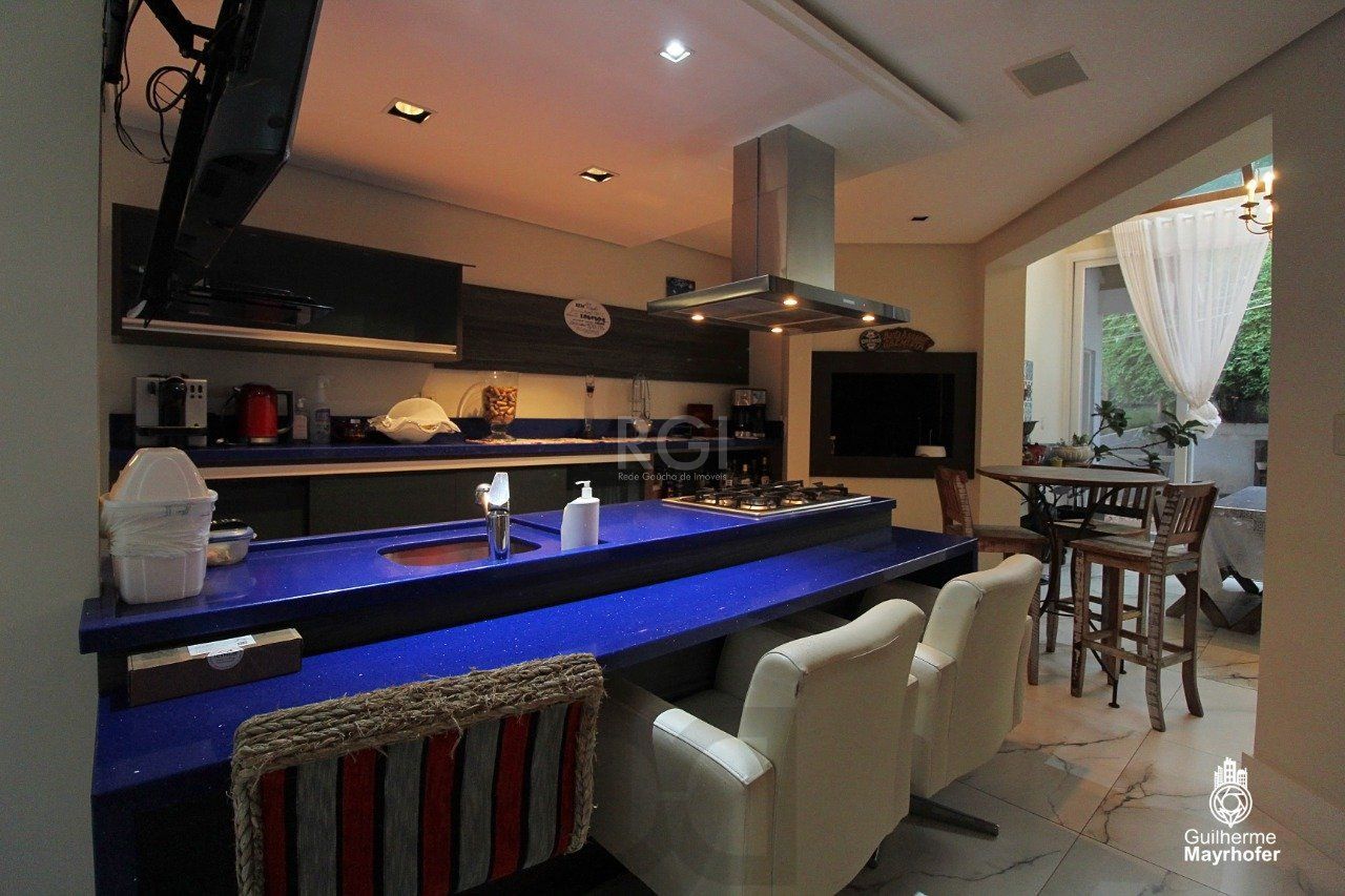 Casa para Venda - 650m², 4 dormitórios, sendo 3 suites, 4 vagas - Chácara das Pedras — foto 4