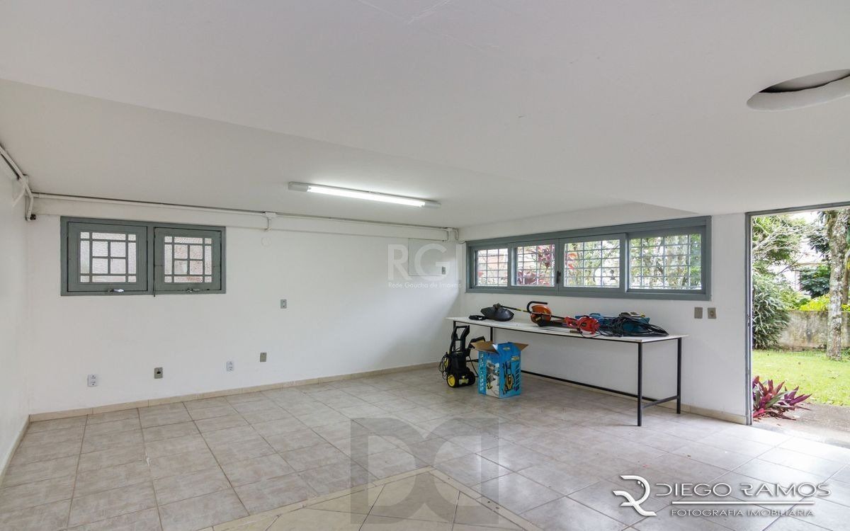 Venda de casa residencial 25,00m x 80,00m- Menino Deus. 4 vagas, 4 dormitórios, sendo 1 suíte, 1 varanda, lareira e churrasqueira. — foto 20