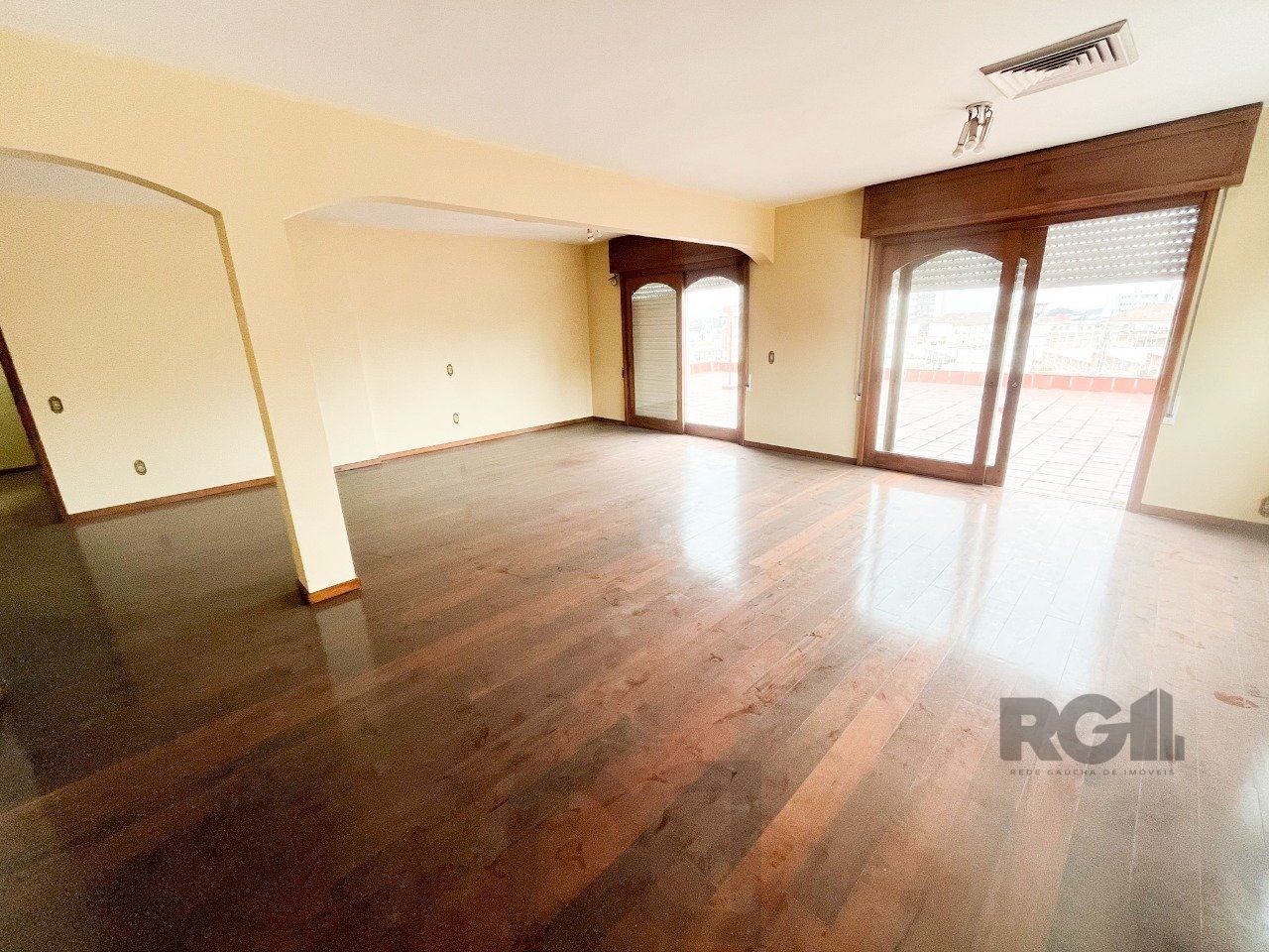 Cobertura 3 quartos, suíte, 4 banheiros, 3 vagas garagem - bairro São João POA — foto 8
