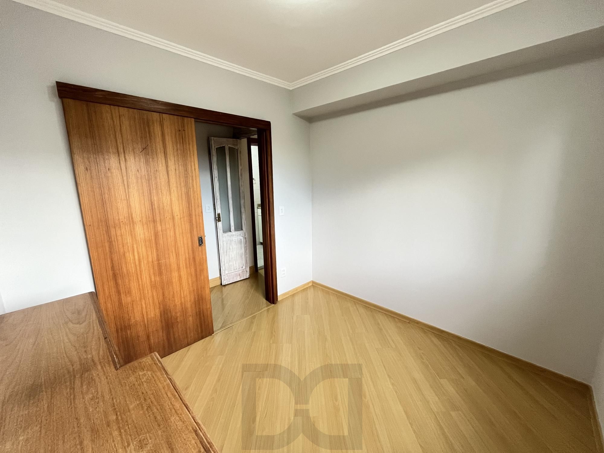 Apartamento de 3 quartos, suíte e 2 vagas de garagem no bairro Passo da Areia — foto 9