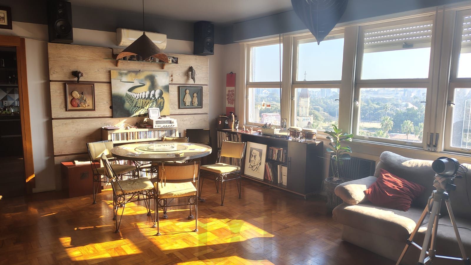 Apartamento de 3 dormitórios, andar alto, 3 banheiros, elevador em Porto Alegre-RS — foto 1