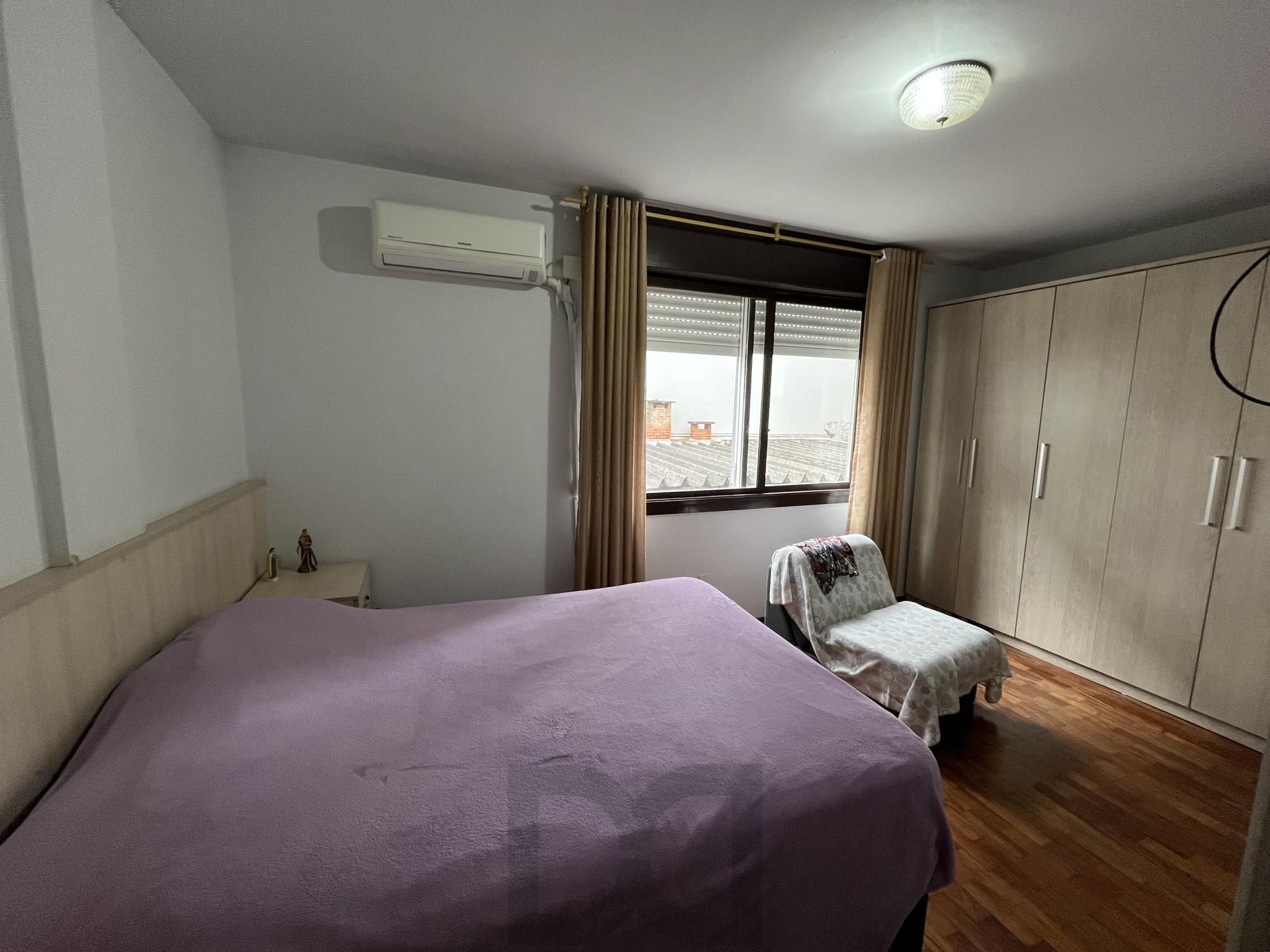 Apartamento de dois quartos com suíte no bairro Menino Deus em Porto Alegre — foto 11