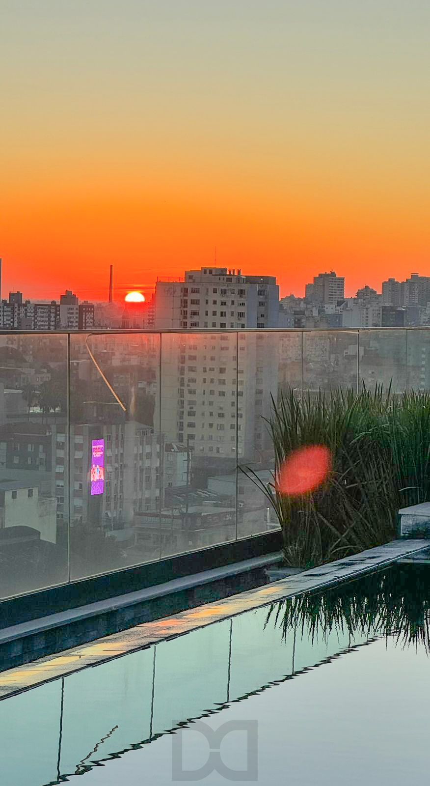 Apartamento de 2 quartos, suíte e 1 vaga de garagem no bairro Santana em POA — foto 16