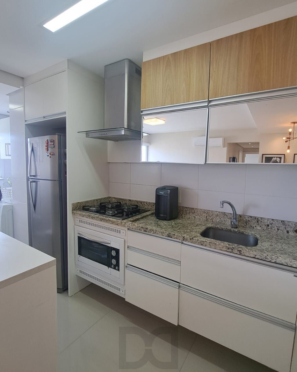 Apartamento Mobiliado com 2 Quartos e Vista Panorâmica em Porto Alegre — foto 6