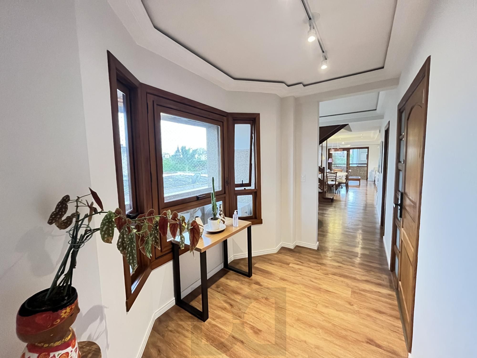Apartamento de 3 quartos, 2 suítes, 1 americana e 2 vagas no bairro Farroupilha — foto 23