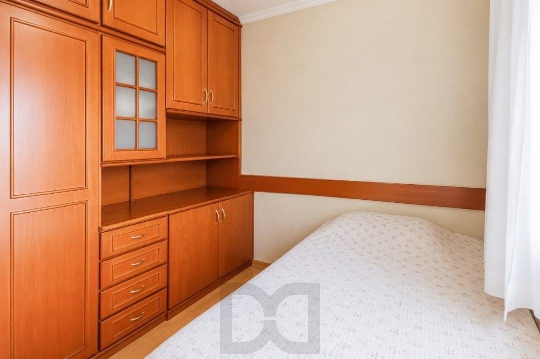 Apartamento de 2 quartos, 2 banheiros, elevador e garagem no bairro Higienópolis — foto 14