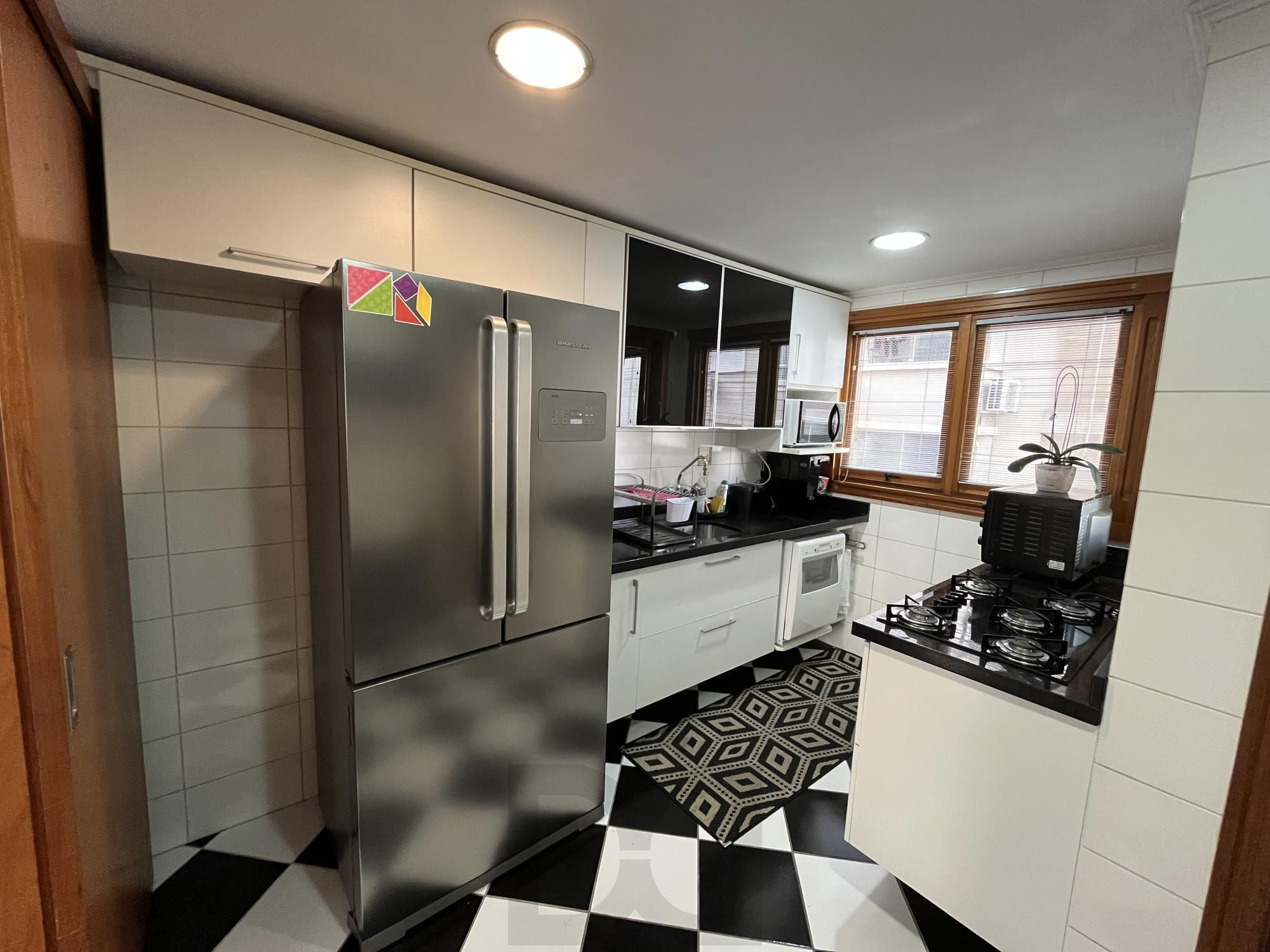 Apartamento de 3 quartos, suíte e 2 vagas de garagem no bairro Santana em POA — foto 29