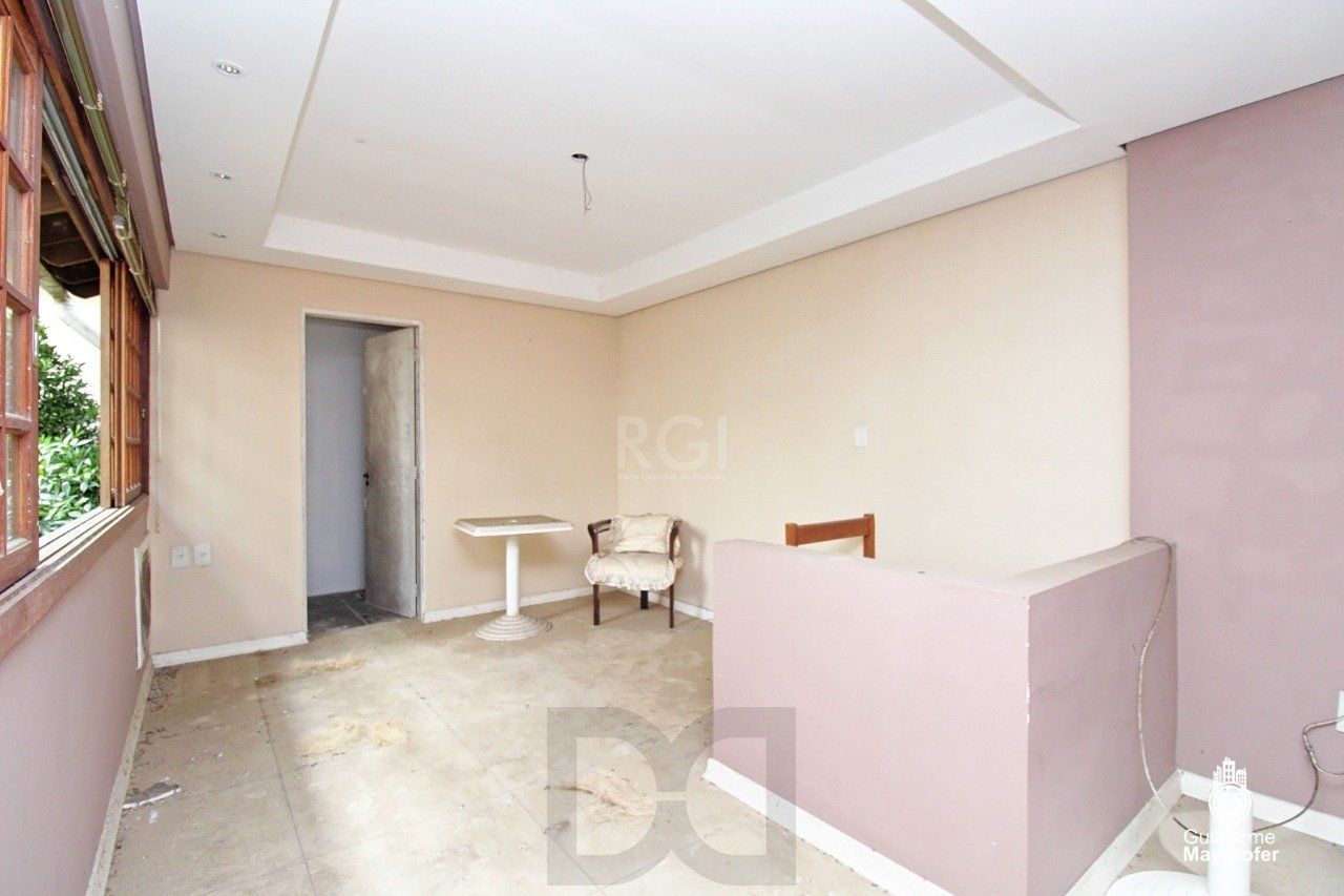 Casa para Venda - 347m², 5 dormitórios, sendo 2 suites, 3 vagas - São João — foto 33