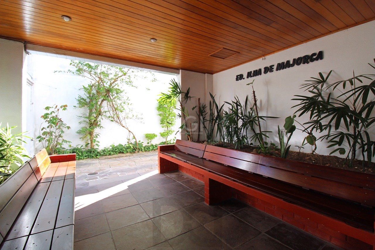 Apartamento para Venda - 100m², 2 dormitórios, 1 vaga - Menino Deus — foto 14
