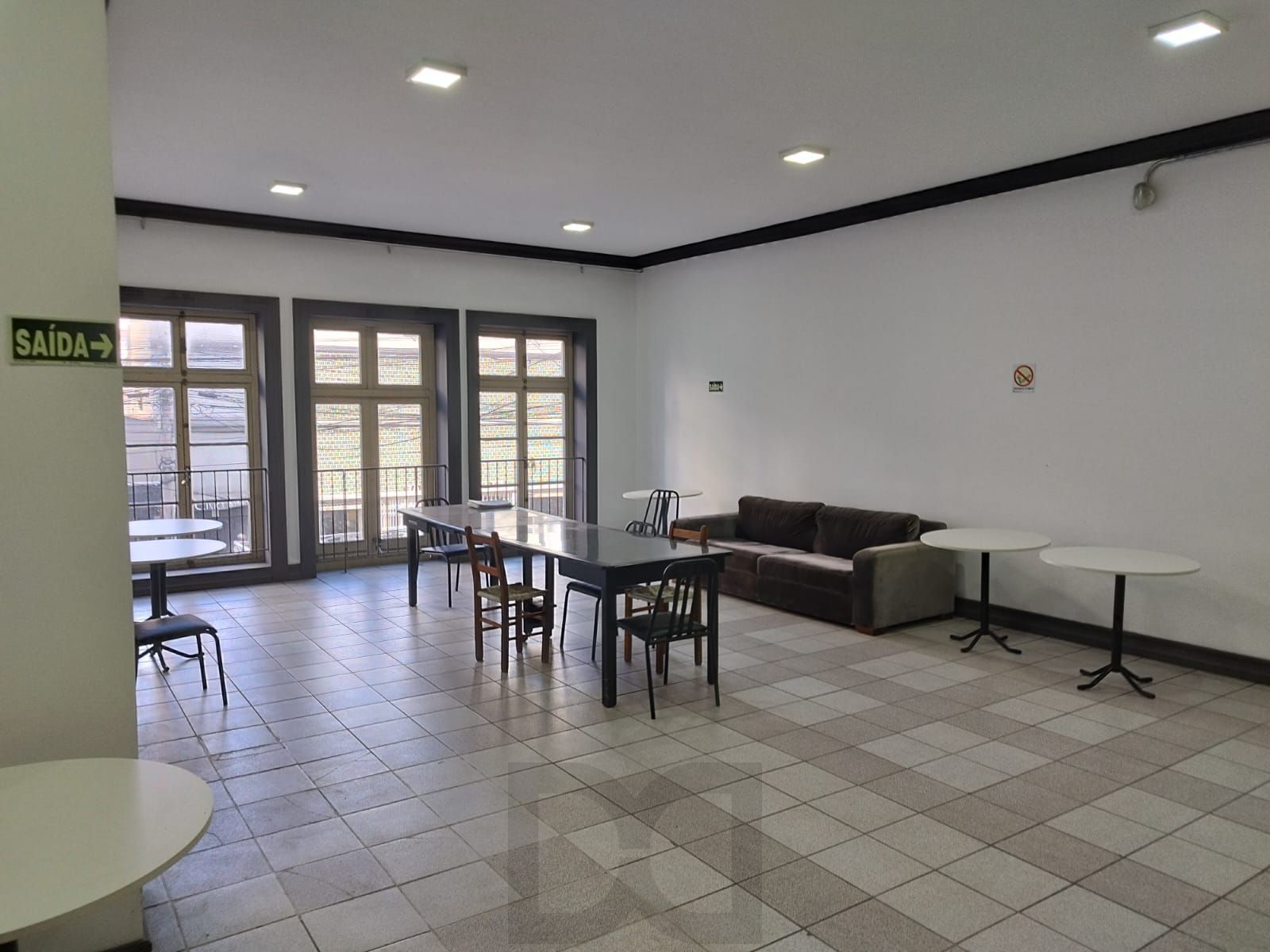 Apartamento 2 Dormitórios, 1 vaga Dupla de Garagem, Bairro Independência, Porto Alegre-RS — foto 19