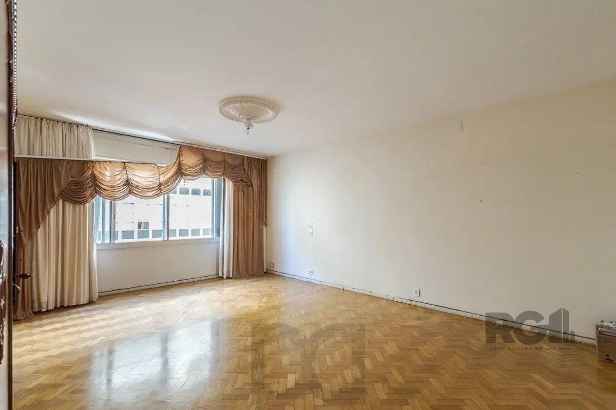 Apartamento 4 dormitorios vaga e elevador Centro Histórico Porto Alegre — foto 9