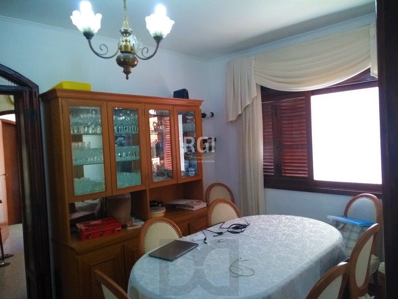 Casa para Venda - 175m², 4 dormitórios, sendo 2 suites, 2 vagas - Santa Cecília — foto 2