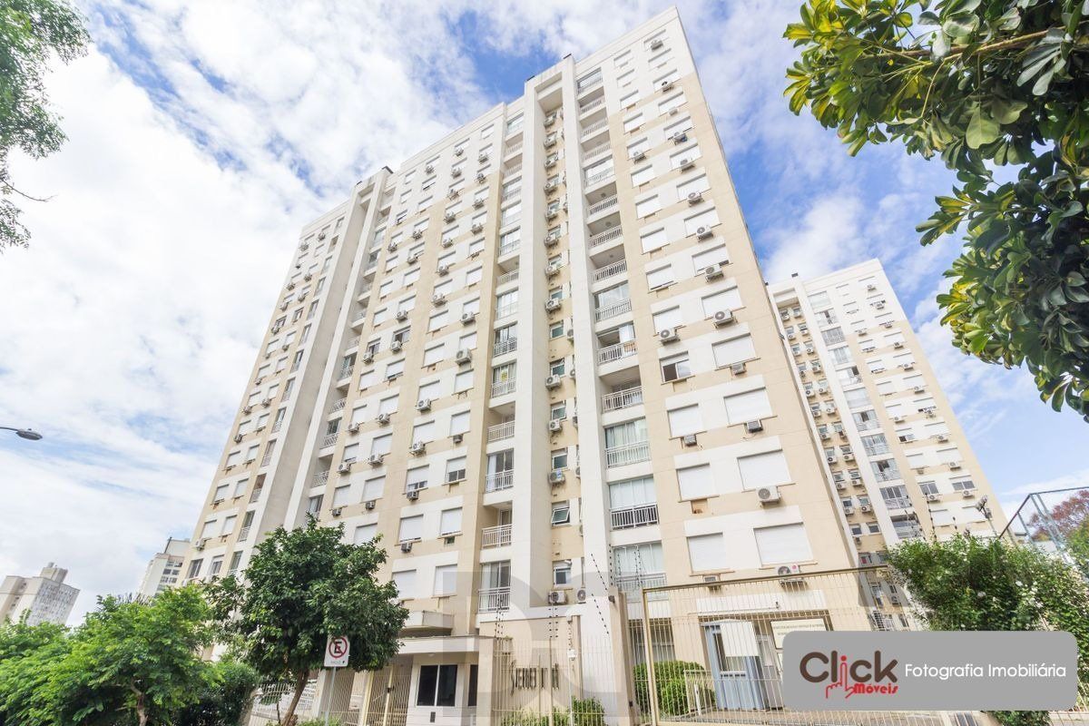 vende no bairro Passo da Areia em Porto Alegre: — foto 1