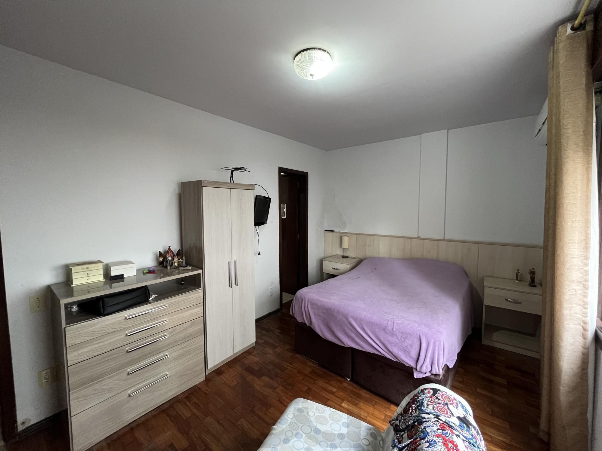 Apartamento de dois quartos com suíte no bairro Menino Deus em Porto Alegre — foto 12