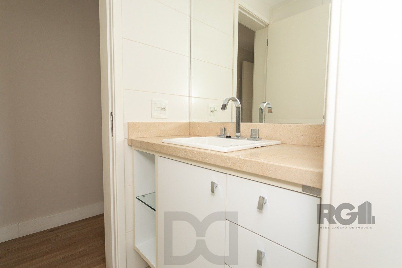 Apartamento semimobiliado e decorado no bairro Auxiliadora, com 91 m² — foto 22