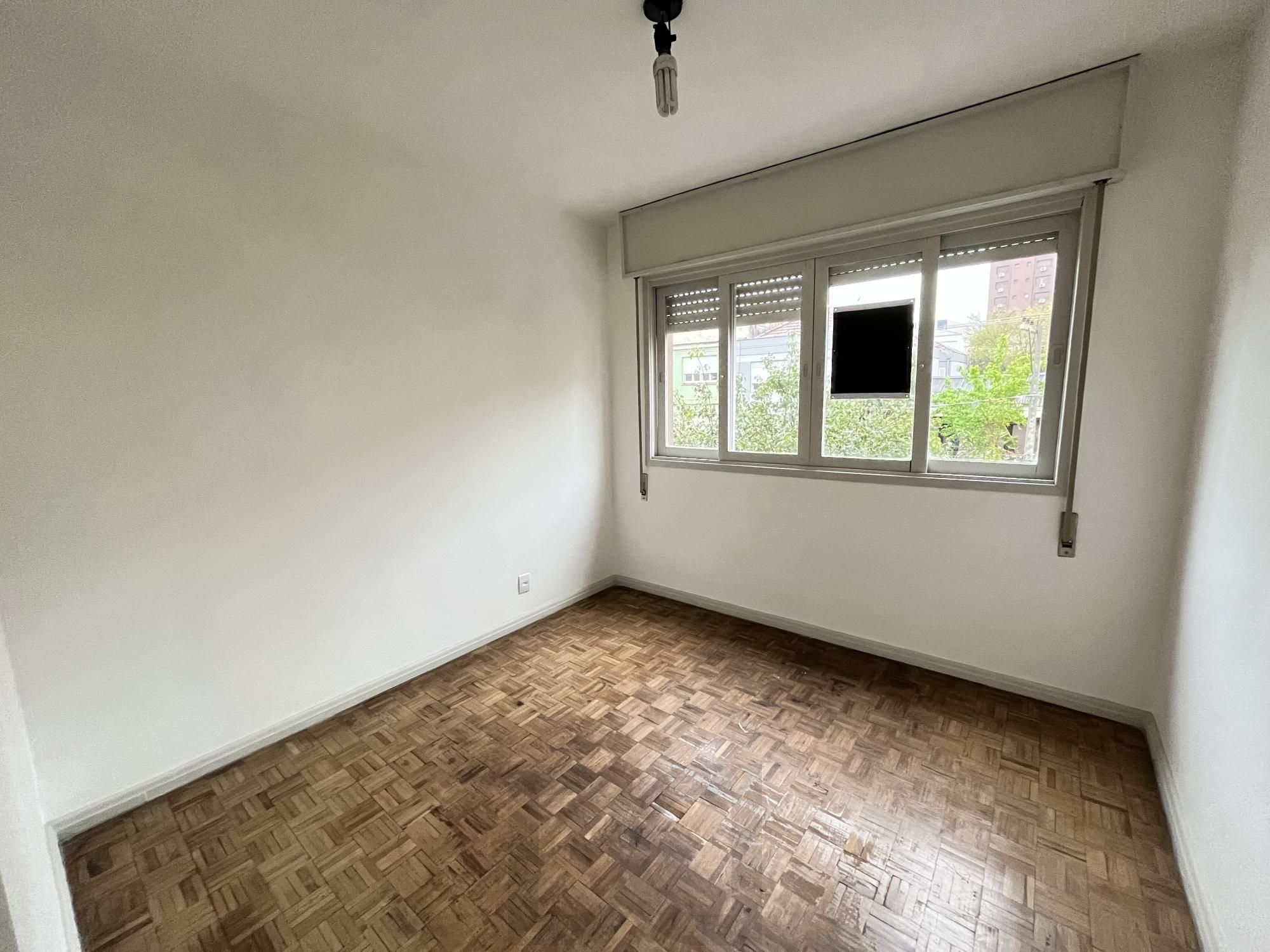 Apartamento de 3 dormitórios, 2 banheiros, dependência empregada,1 Vaga Garagem — foto 13