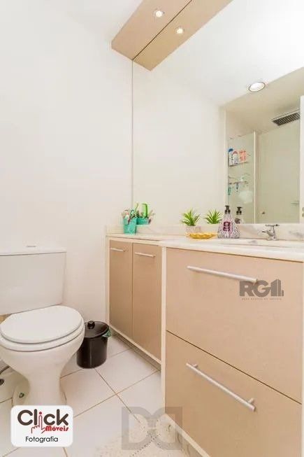 Apartamento 3 dormitórios, sendo 1 suíte, 66 m² de área privativa e 1 vaga(s) de garagem. Localizado na Rua/Av. Dom Claudio Jose Goncalves Ponce De Leao, no bairro Vila Ipiranga em Porto Alegre. — foto 17
