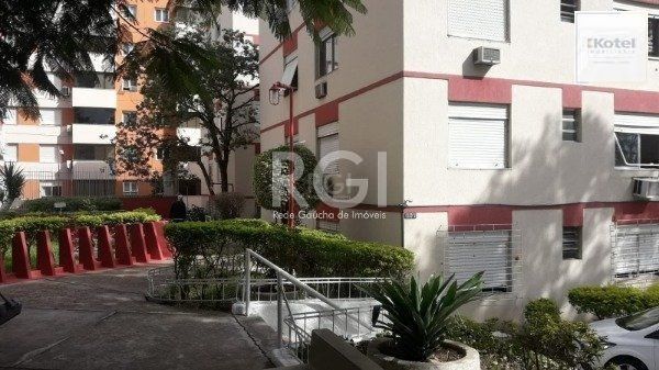 Apartamento de 2 quartos no bairro Camaquã em Porto Alegre — foto 2