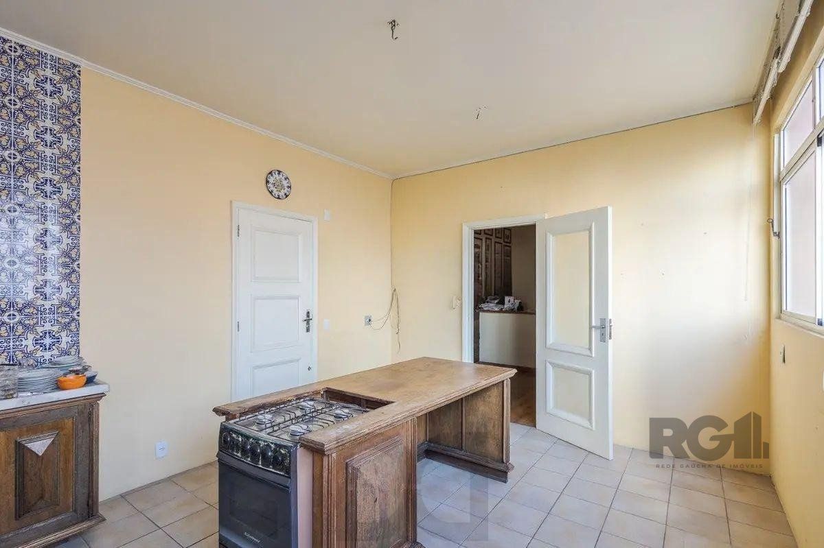 Apartamento 4 dormitorios vaga e elevador Centro Histórico Porto Alegre — foto 25