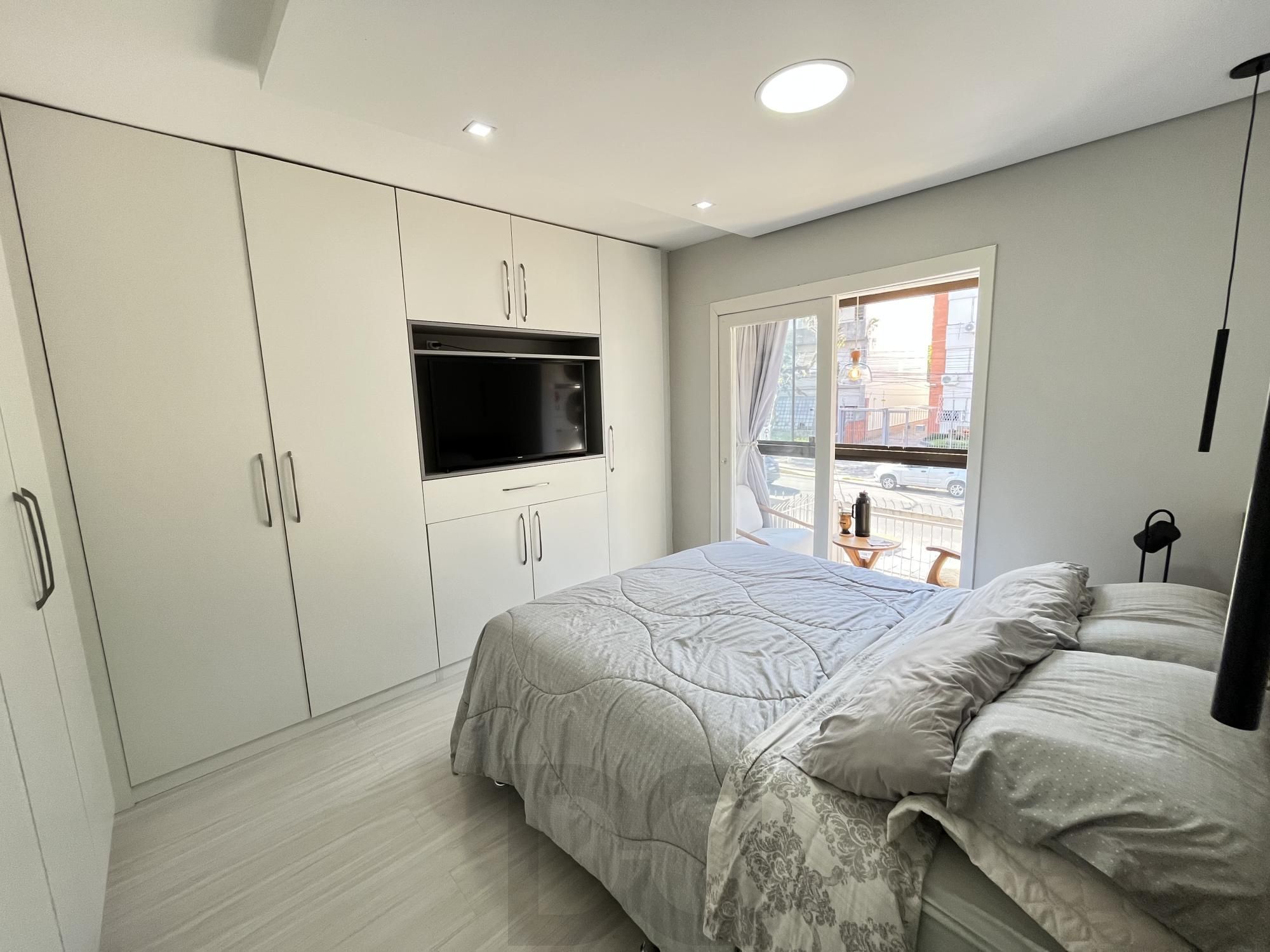 Apartamento de 2 quartos, suíte e 2 vagas de garagem no bairro Petrópolis em POA — foto 16