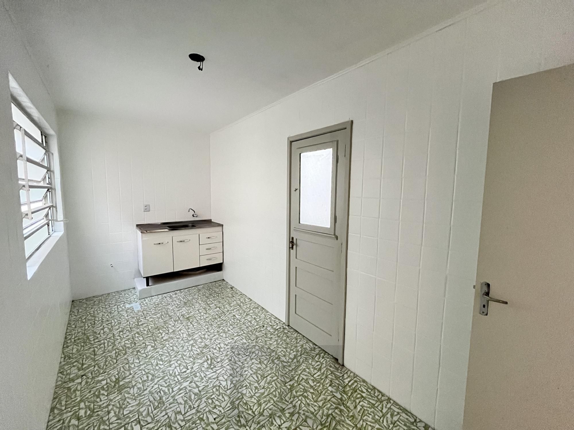 Apartamento de 3 dormitórios, 2 banheiros, dependência empregada,1 Vaga Garagem — foto 15