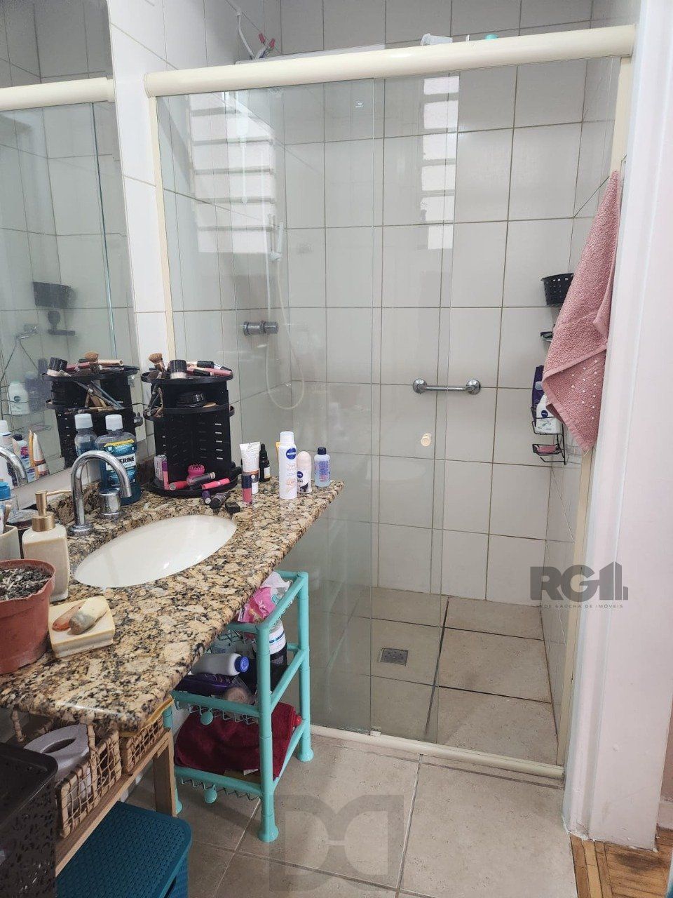 Apartamento de 1 quarto e uma vaga de garagem no bairro Floresta em Porto Alegre — foto 21