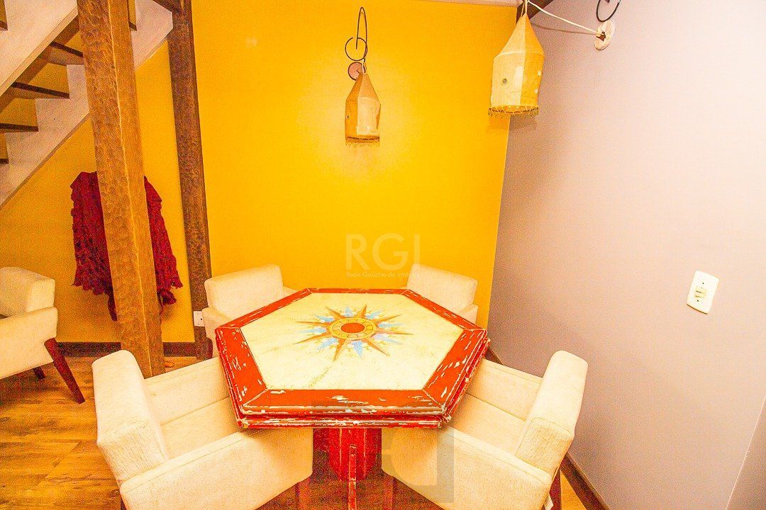 Cobertura para Venda - 116.36m², 2 dormitórios, sendo 1 suites, 1 vaga - Petrópolis — foto 38