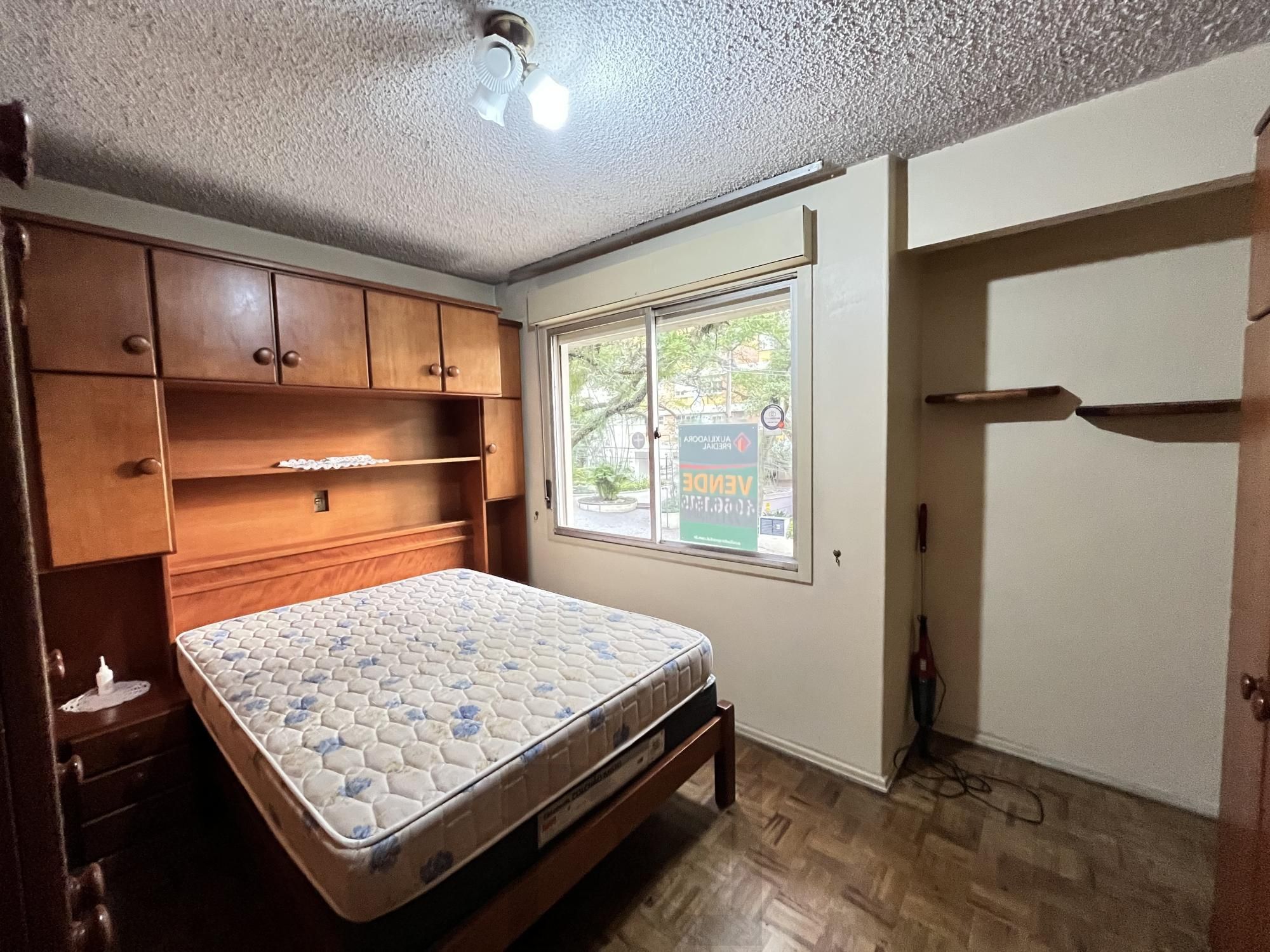 Apartamento de 2 quartos e 2 banheiros no bairro Independência em Porto Alegre — foto 11